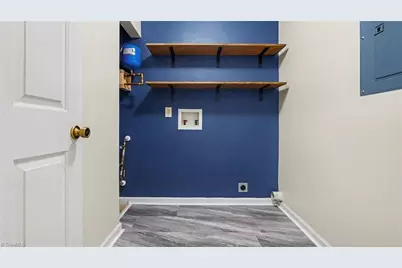 7145 W Friendly Avenue #H, Greensboro, NC 27410 - Photo 16