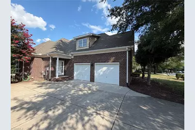 4386 Ashton Oaks Court, High Point, NC 27265 - Photo 2