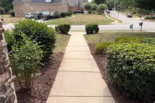 4386 Ashton Oaks Ct, High Point, NC 27265 - Photo 4