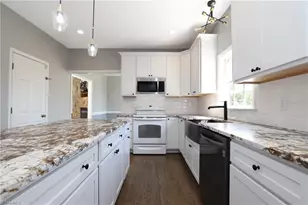 100 Woodstaff Rd, Kernersville, NC 27284 - Photo 6