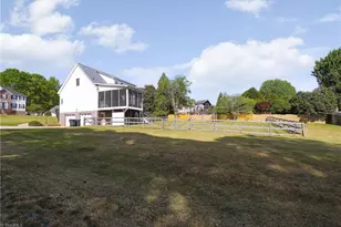 100 Woodstaff Rd, Kernersville, NC 27284 - Photo 2