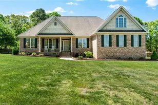160 Serenity Pointe Dr, Kernersville, NC 27284 - Photo 2