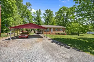1195 Old VFW Road, Pinnacle, NC 27043 - Photo 30