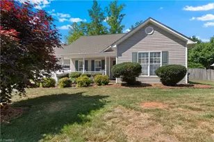 1796 Pebble Run Ln, Clemmons, NC 27012 - Photo 6