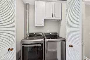 2014 Creekwood Dr, Greensboro, NC 27407 - Photo 14