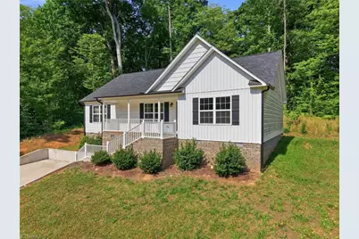 1592 Brookdale Drive, Asheboro, NC 27205 - Photo 4