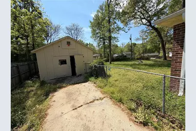 323 Largo Drive, Greensboro, NC 27406 - Photo 22