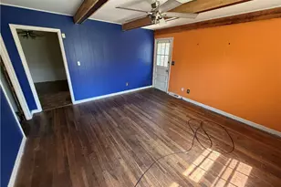 323 Largo Dr, Greensboro, NC 27406 - Photo 10