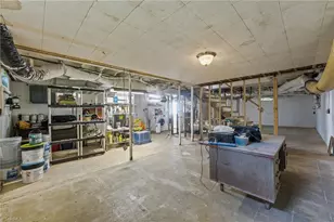 924 Kimberly Rd, Burlington, NC 27215 - Photo 28