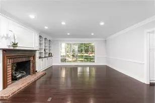 3011 Redford Dr, Greensboro, NC 27408 - Photo 18