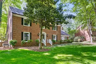3011 Redford Dr, Greensboro, NC 27408 - Photo 44