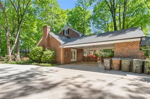 3011 Redford Dr, Greensboro, NC 27408 - Photo 38