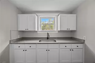 1511 Waverly St, High Point, NC 27265 - Photo 4