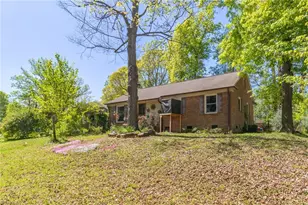 4100 Olympia Dr, Greensboro, NC 27406 - Photo 4