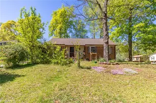 4100 Olympia Dr, Greensboro, NC 27406 - Photo 2