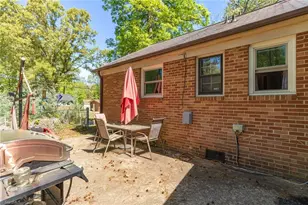 4100 Olympia Dr, Greensboro, NC 27406 - Photo 26