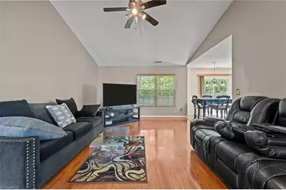 2912 Desmond Woods Drive, Greensboro, NC 27405 - Photo 4