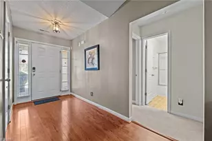 2912 Desmond Woods Dr, Greensboro, NC 27405 - Photo 2