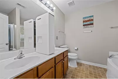 2912 Desmond Woods Drive, Greensboro, NC 27405 - Photo 16