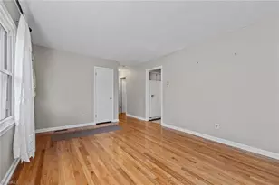 323 Shannon Dr, Eden, NC 27288 - Photo 8