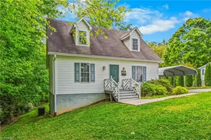 150 Anna Way, Mount Airy, NC 27030 - Photo 2