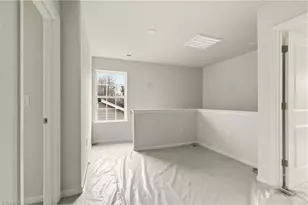 613 Franklin Blvd, Greensboro, NC 27401 - Photo 14