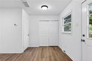 2913 Marthas Pl, Greensboro, NC 27408 - Photo 34