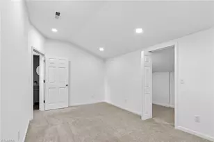2913 Marthas Pl, Greensboro, NC 27408 - Photo 46