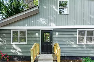 2913 Marthas Pl, Greensboro, NC 27408 - Photo 12