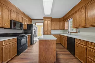 280 Birchridge Dr, Kernersville, NC 27284 - Photo 6