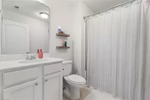 1402 Hunting Hawk Ln, Kernersville, NC 27284 - Photo 22