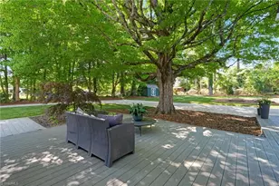 3905 Friendly Ave, Greensboro, NC 27410 - Photo 30