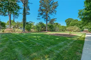 3905 Friendly Ave, Greensboro, NC 27410 - Photo 36