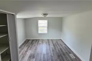 914 Cranbrook St, Greensboro, NC 27407 - Photo 4