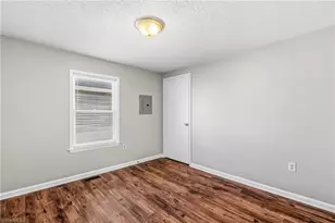 110 Raleigh St, Greensboro, NC 27401 - Photo 20