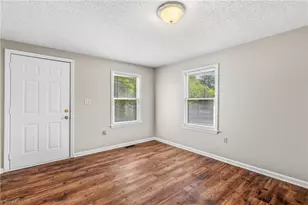110 Raleigh St, Greensboro, NC 27401 - Photo 6
