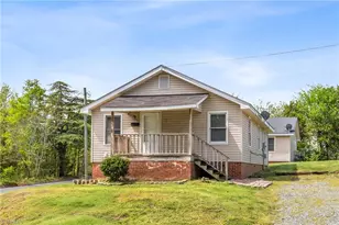 112 S Raleigh St, Greensboro, NC 27401 - Photo 2