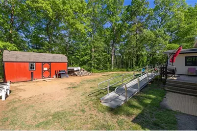 2811 Wagonwheel Road, Reidsville, NC 27320 - Photo 26