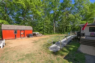 2811 Wagon Wheel Rd, Reidsville, NC 27320 - Photo 26