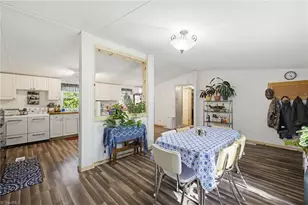 2811 Wagon Wheel Rd, Reidsville, NC 27320 - Photo 6