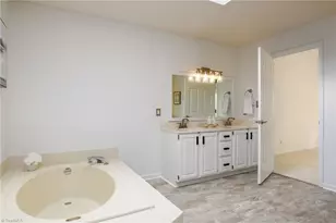 466 Windsor Park Rd, Kernersville, NC 27284 - Photo 34