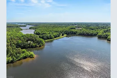 807 Northern Shores Point, Greensboro, NC 27455 - Photo 38