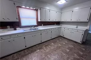 5875 Groometown Rd, High Point, NC 27263 - Photo 16