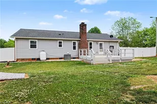 660 Brookmont Dr, Winston-Salem, NC 27107 - Photo 36