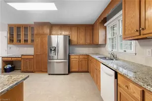 2636 Farmpond Ct, Haw River, NC 27258 - Photo 16