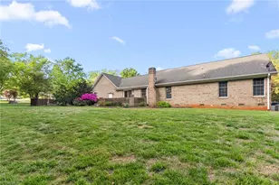 2636 Farmpond Ct, Haw River, NC 27258 - Photo 36