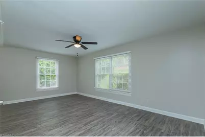 2821 Bleeker Square, Winston-Salem, NC 27106 - Photo 6