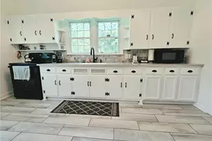 206 Village Ave, Randleman, NC 27317 - Photo 10