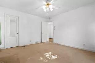 1405 N Elam Ave, Greensboro, NC 27408 - Photo 28