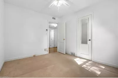 1405 N Elam Avenue, Greensboro, NC 27408 - Photo 32